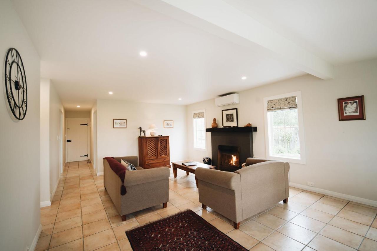 Brackenridge Country Retreat & Spa Martinborough Extérieur photo